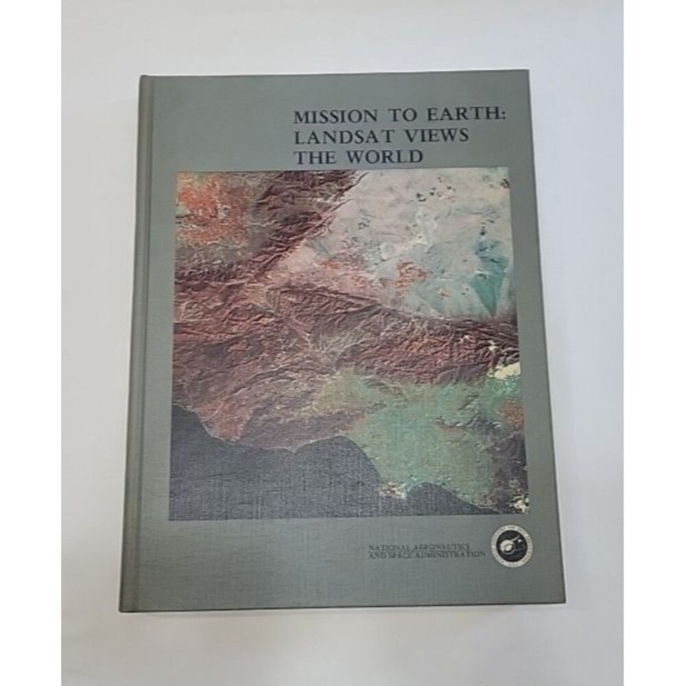 Vintage NASA Mission To Earth: Landsat Views the World Coffee Table Book 1976 GE